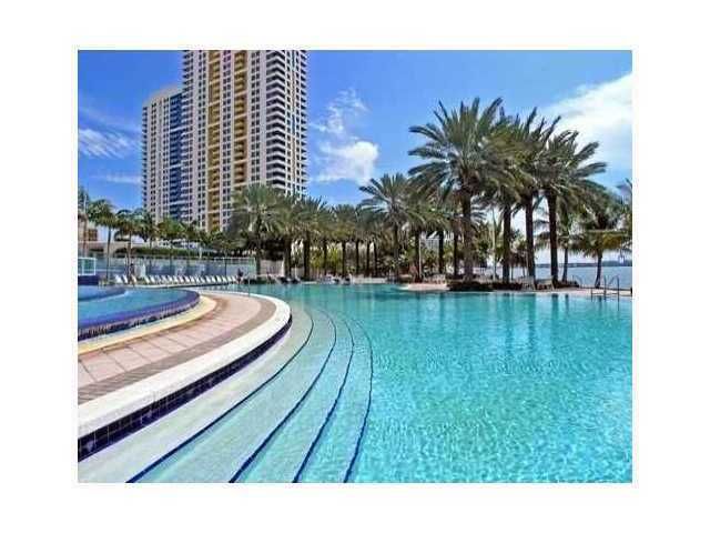 1500 BAY RD # 1072S, Miami Beach, FL 33139