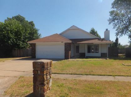 14563 S Nyssa Ave, Glenpool, OK 74033