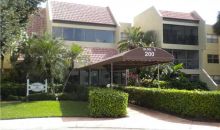 200 LAKEVIEW DR # 302 Fort Lauderdale, FL 33326