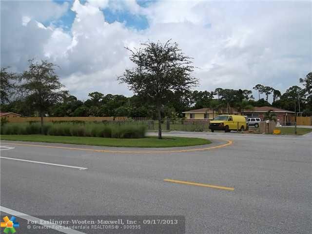 5519 HAVERHILL RD, Lake Worth, FL 33463