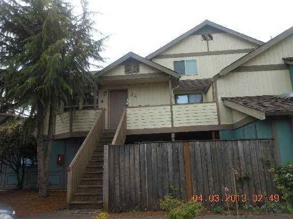 220 Israel Rd Sw Apt J2, Olympia, WA 98501