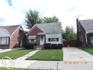 8856 Westwood St, Detroit, MI 48228