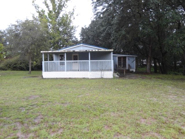 9958 N Harry Point, Dunnellon, FL 34433