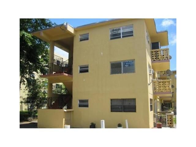 2441 NW 13 ST # 77, Miami, FL 33125