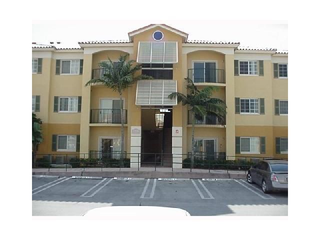 7230 NW 114 AV # 202, Miami, FL 33178