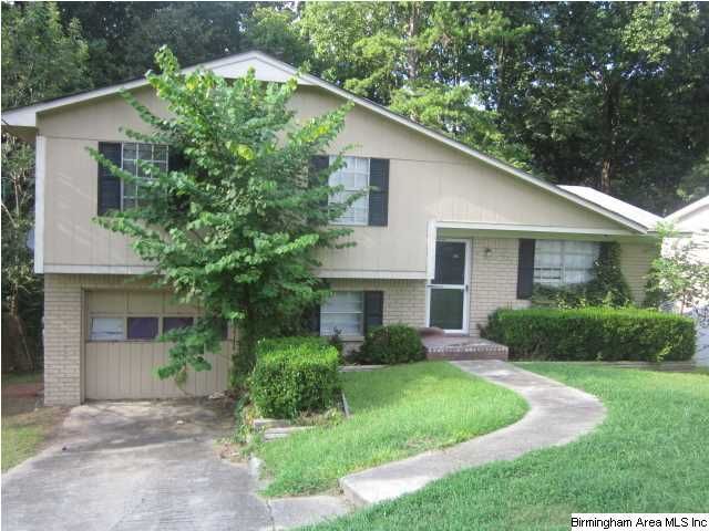 134 Freda Jane Ln, Birmingham, AL 35215