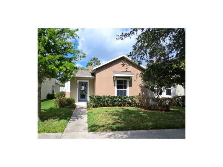 2602 Wild Tamarind Blvd, Orlando, FL 32828