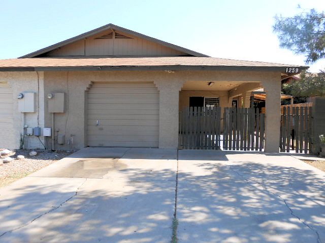 1259 E Harmony Circle, Mesa, AZ 85204