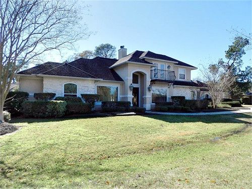 9611 Stonebridge Lake Dr, Tomball, TX 77375