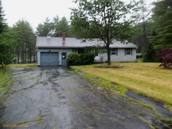 206 Post Rd, Bowdoin, ME 04287