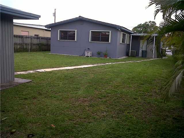 421 E 51 ST, Hialeah, FL 33013