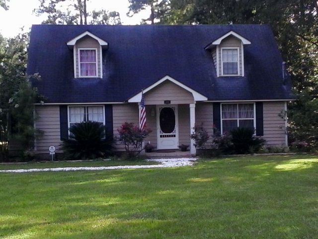 212 Acacia Blvd, Thomasville, GA 31792