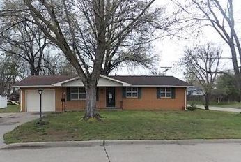 2002 Brink Ave, Cape Girardeau, MO 63703