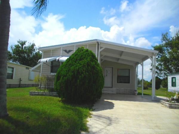 37 Calle De Lago, Fort Pierce, FL 34951