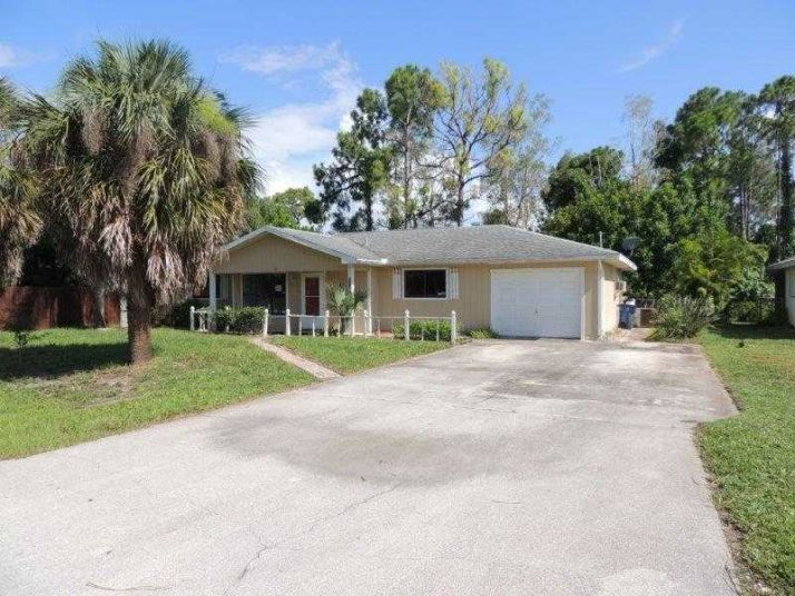 8232 New Jersey Blvd, Fort Myers, FL 33967