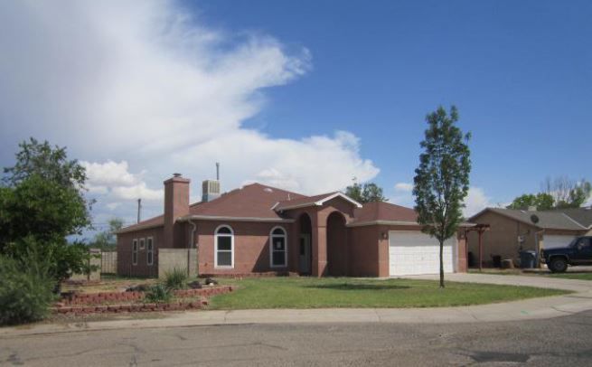 832 Manzano Ave SE, Los Lunas, NM 87031