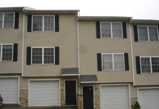 135 Bucks Hill Rd Apt 11, Waterbury, CT 06704