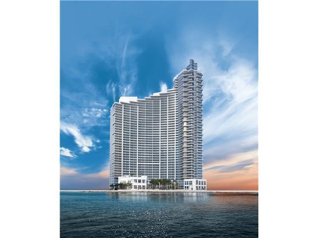 2020 N BAYSHORE DR # 1402, Miami, FL 33137