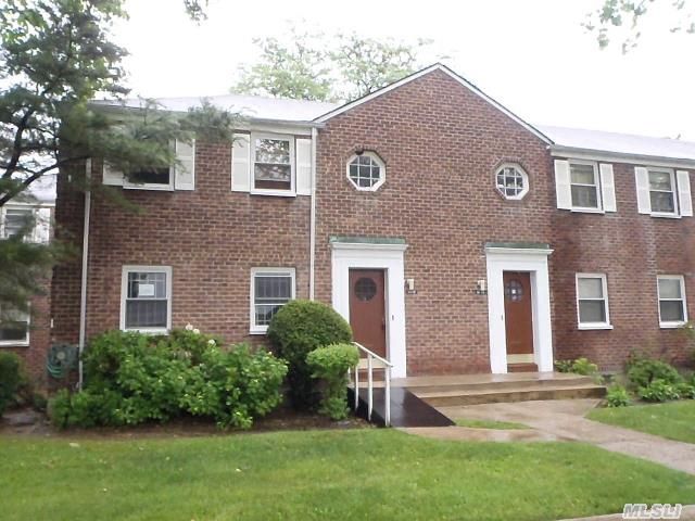 131 01 232nd St Level 1, Springfield Gardens, NY 11413