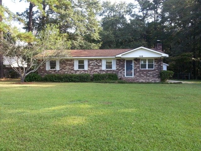 398 Scotch Range Rd, Summerville, SC 29483