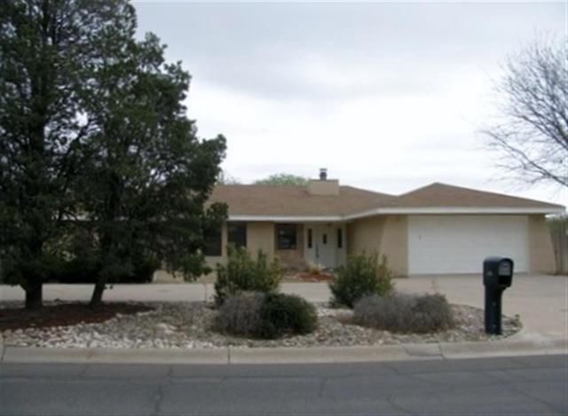 601 Moore Ave, Roswell, NM 88201