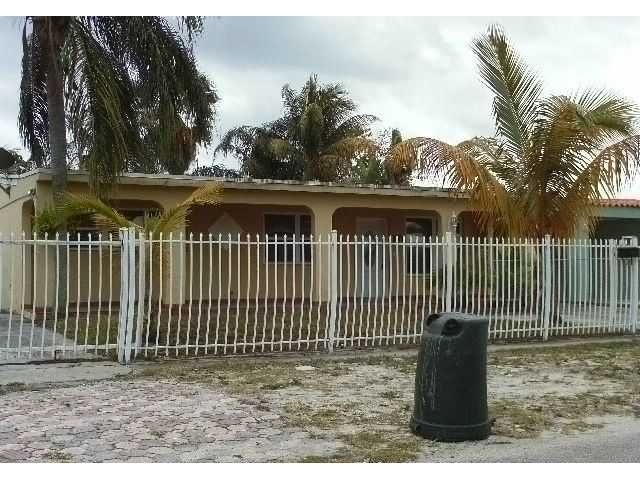 540 E 53rd St, Hialeah, FL 33013