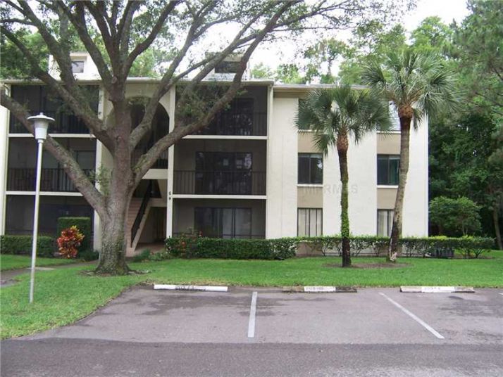 1398 Shady Pine Way Bldg 203h2, Tarpon Springs, FL 34688