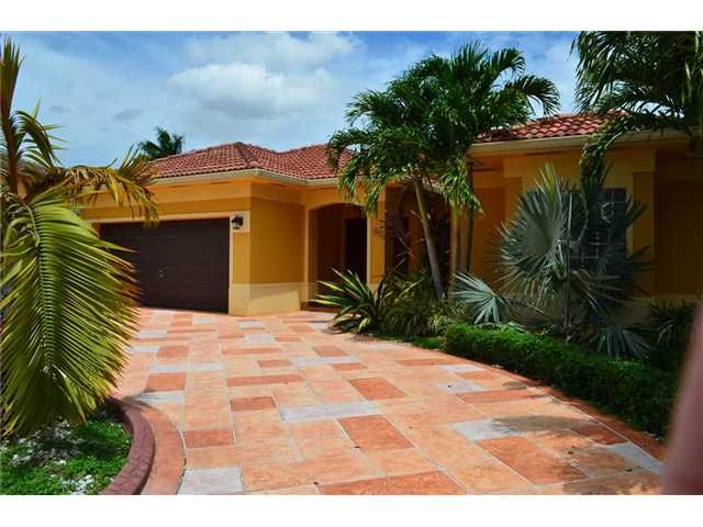 5303 SW 165 CT, Miami, FL 33185