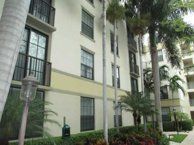 630 S Sapodilla Ave Apt 4220, West Palm Beach, FL 33401