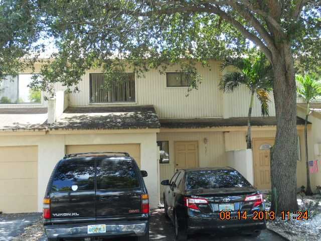 4271 NW 76TH AV # 4271, Hollywood, FL 33024