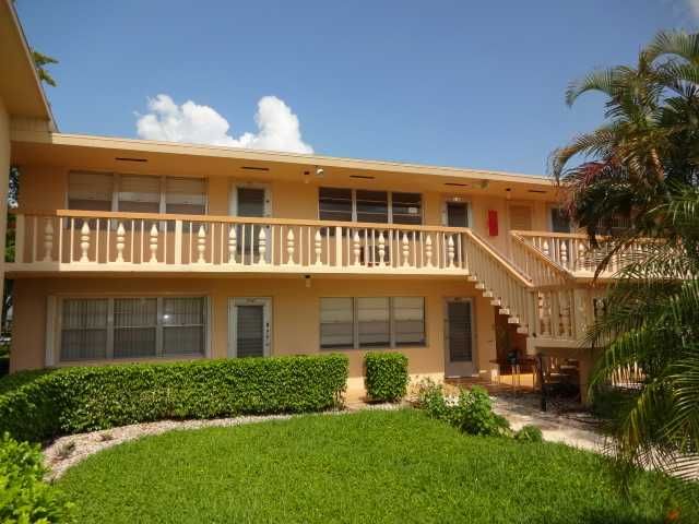 214 Sheffield I, West Palm Beach, FL 33417