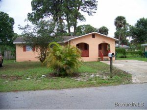 1233 Holmes St, Cocoa, FL 32922