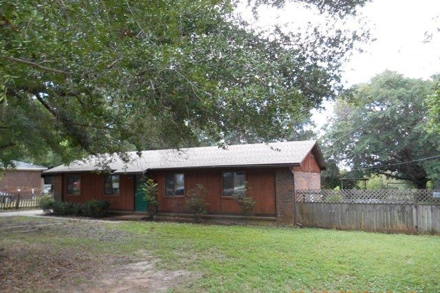 2952 Sholtz Avenue, Crestview, FL 32539