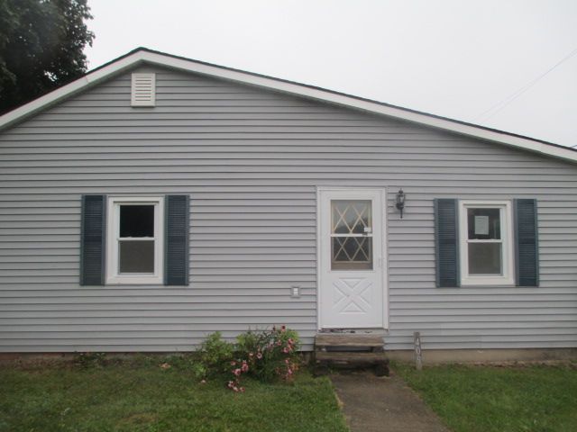 409 Main St, Delmar, IA 52037