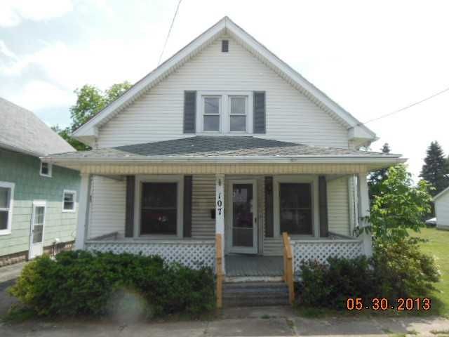 107 W College Ave, Woodville, OH 43469