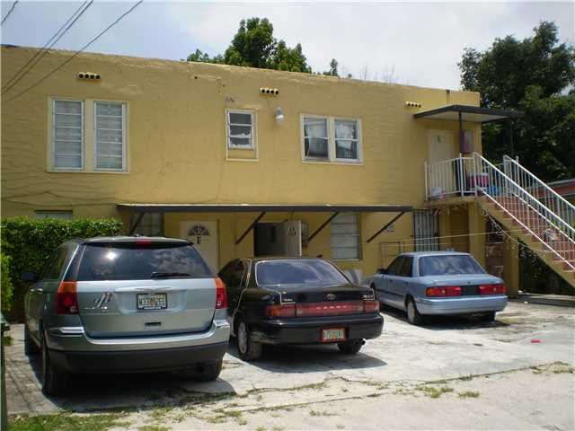 244 NW 32 ST, Miami, FL 33127