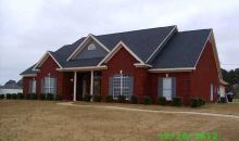 Porter Cir Selma, AL 36703