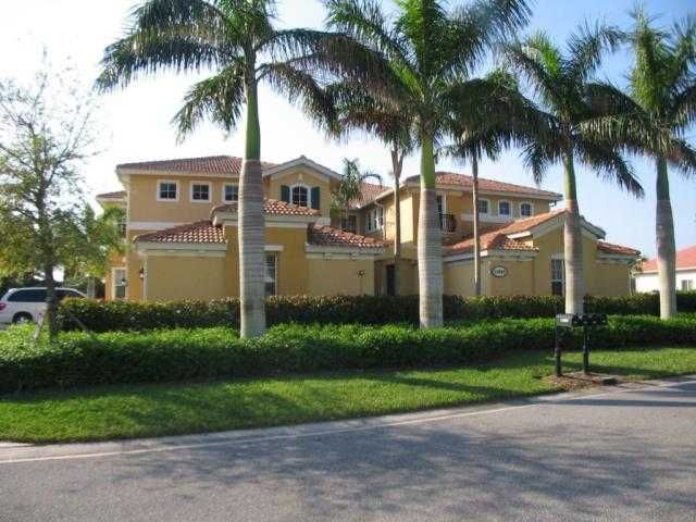 11061 Harbour Yacht Ct, Fort Myers, FL 33908