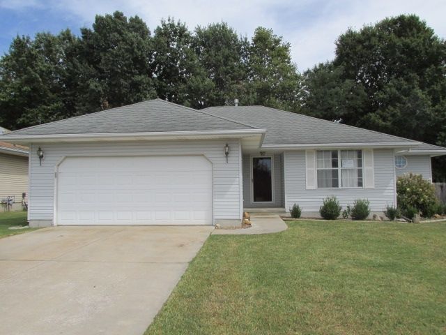 5430 S Sycamore Ave, Springfield, MO 65810