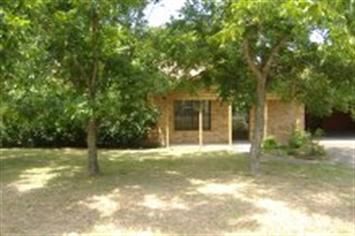 417 Oak Ridge Drive, Fairfield, TX 75840