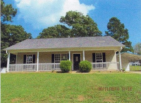 1138 County Rd, Valley, AL 36854