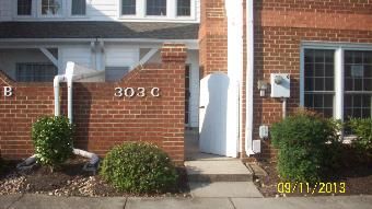 303 Amersham Dr Unit C, Yorktown, VA 23693