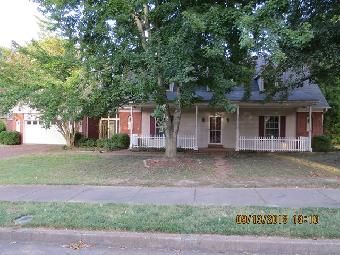 6000 Diplomat Pl, Memphis, TN 38134