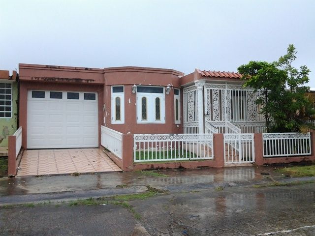 11 C Ciudad, Humacao, PR 00791