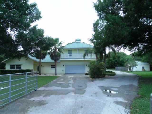 4240 Ellis Rd, Fort Myers, FL 33905