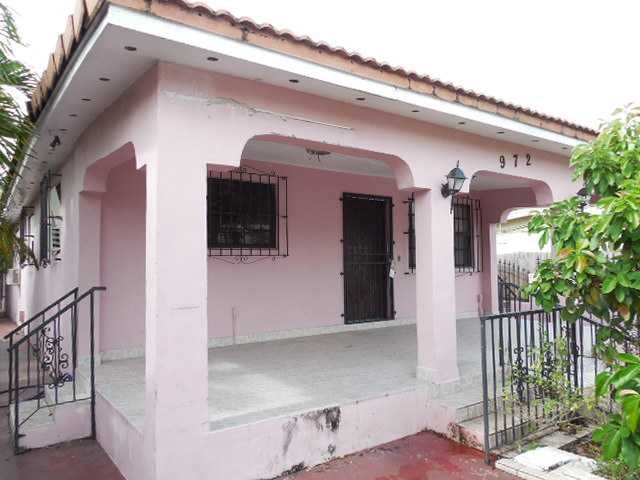 972 E 30 ST, Hialeah, FL 33013