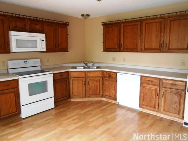 2157 Orchard Ln, Saint Paul, MN 55110