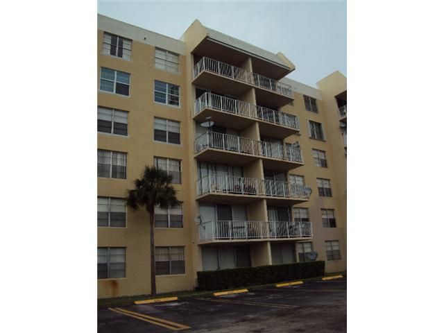 13120 Sw 92nd Ave Apt Bph20, Miami, FL 33176