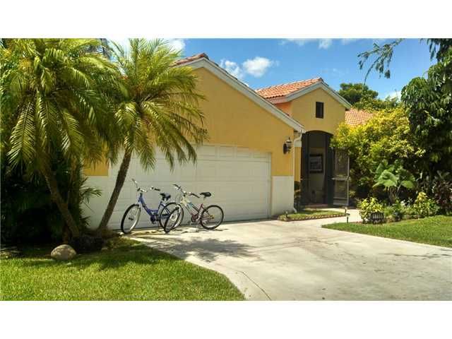 1750 HARBORSIDE CR, West Palm Beach, FL 33414