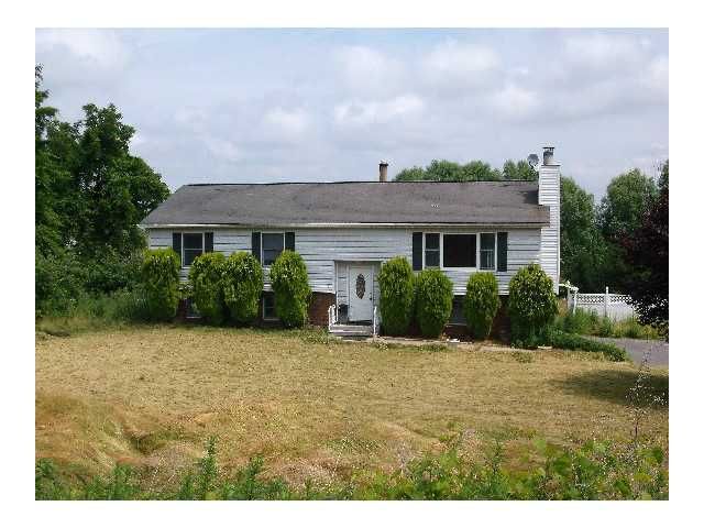 180 Milton Tpke, Milton, NY 12547